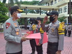 Bhabinkamtibmas Edukasi Siswa SMPN 2 Beduai tentang Penerimaan Siswa Baru SMA Kemala Taruna Bhayangkara