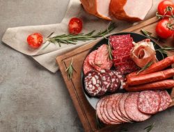 5 Makanan Harian yang Tingkatkan Risiko Tekanan Darah Tinggi