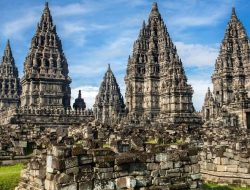 Cari destinasi solo traveling? Ini 12 kota terbaik di Indonesia