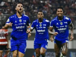 Persib Bandung Menang Telak, Gol Mengguyur Stadion Madura Ratu Pamelingan