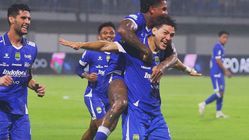 Persib Kalahkan Madura United 4-1 di Pamekasan, Jarak dengan Persija Menyusut