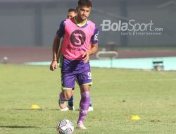 Pamit Setelah 328 Menit! Kariernya di Persib Bandung Berakhir Cepat