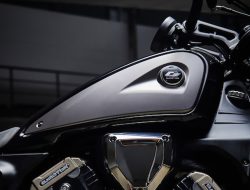 Cruiser 600 cc dengan Nuansa Amerika! QJ Motor SRV 600V Tampil Klasik dengan Mesin V4 Unggulan