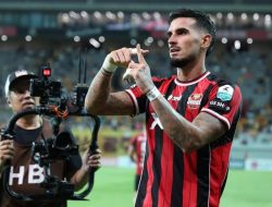 Transfer Penuh Rungkad Persib Bandung? 3 Suara, Persija, Persik, dan Dua Klub Besar Asia Di Baliknya