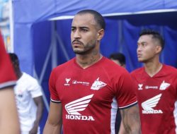 Saling Berebut Bintang Brasil Senilai Rp6,08 Miliar antara Persebaya Surabaya dan Arema FC!