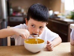 6 Fakta Penting Sarapan Sehat untuk Tumbuh Kembang Anak