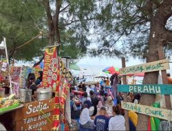 Taman Suroboyo, Wisata Keluarga Gratis di Pesisir Pantai Saat Libur Tahun Baru