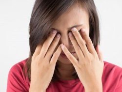 8 Penyebab Mata Kering dan Solusi Cepat