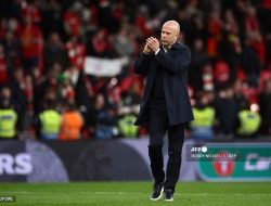 Apakah Arne Slot Layak Dipecat?