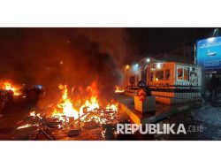 Iran Tanpa Jaringan: Gelap, Sunyi, dan Marah