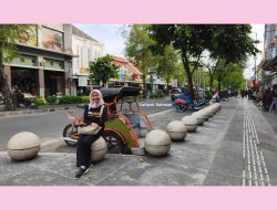 Tiba di Jogja, Jelajah Pasar dan Berfoto di Mallioboro