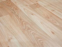 10 Kelebihan dan Kekurangan Lantai PVC Kayu