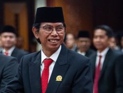 Kata: Senjata yang Mengubur Mas Awi—Adi Sutarwijono