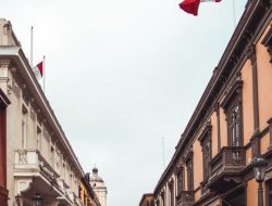 Ketidakstabilan Sistem Presidensial dan Penurunan Demokrasi di Peru