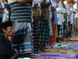 Jadwal berbuka puasa Surabaya hari ini, Minggu 22 Februari 2026, lengkap dengan dzikir menjelang buka