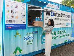 Komitmen lingkungan SoSoft dengan aksi daur ulang kemasan plastik