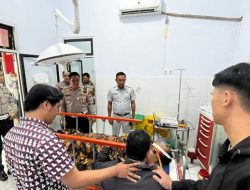 Keluarga Menangis, PNS PN Tais Korban Kecelakaan di Jalan Rusak Seluma Dimakamkan