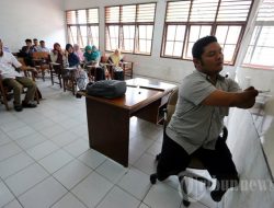 Kisah Syamsun Ramli, Doktor ITB yang Mengatasi Keterbatasan Fisik