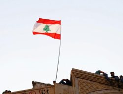 Israel perluas evakuasi di Lebanon, ratusan ribu warga terpaksa lari