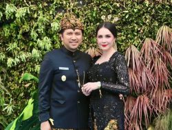 Profil Arumi Bachsin, Istri Wagub Jatim yang Tampil Sederhana dengan Daster Rp30 Ribu