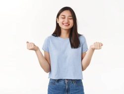 8 tanda orang percaya diri dan optimis dalam hidup