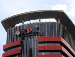 3 Layar KPK Menjelang Lebaran