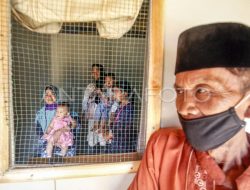 Kisah pilu pengungsi Galodo Padang di Huntara, tanpa rendang Lebaran hanya kenangan banjir