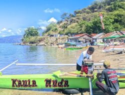 Kemeriahan tradisi ketupat Gorontalo, persiapan balap perahu ketinting di Leato Selatan