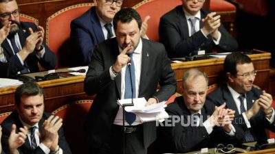 Eropa Kandas, Italia Minta UE Hubungi Putin untuk Impor Minyak