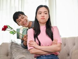 Apakah ‘overgiving’ dalam hubungan Sehat? Ini Jawabannya