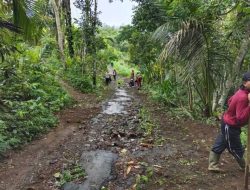 Warga Kawarasan Pangandaran Perbaiki 216 Meter Jalan Swadaya Setelah Rusak 10 Tahun
