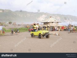 Kunjungan Wisatawan Menurun, Minat Sewa Jip dan ATV di Parangtritis Menyusut